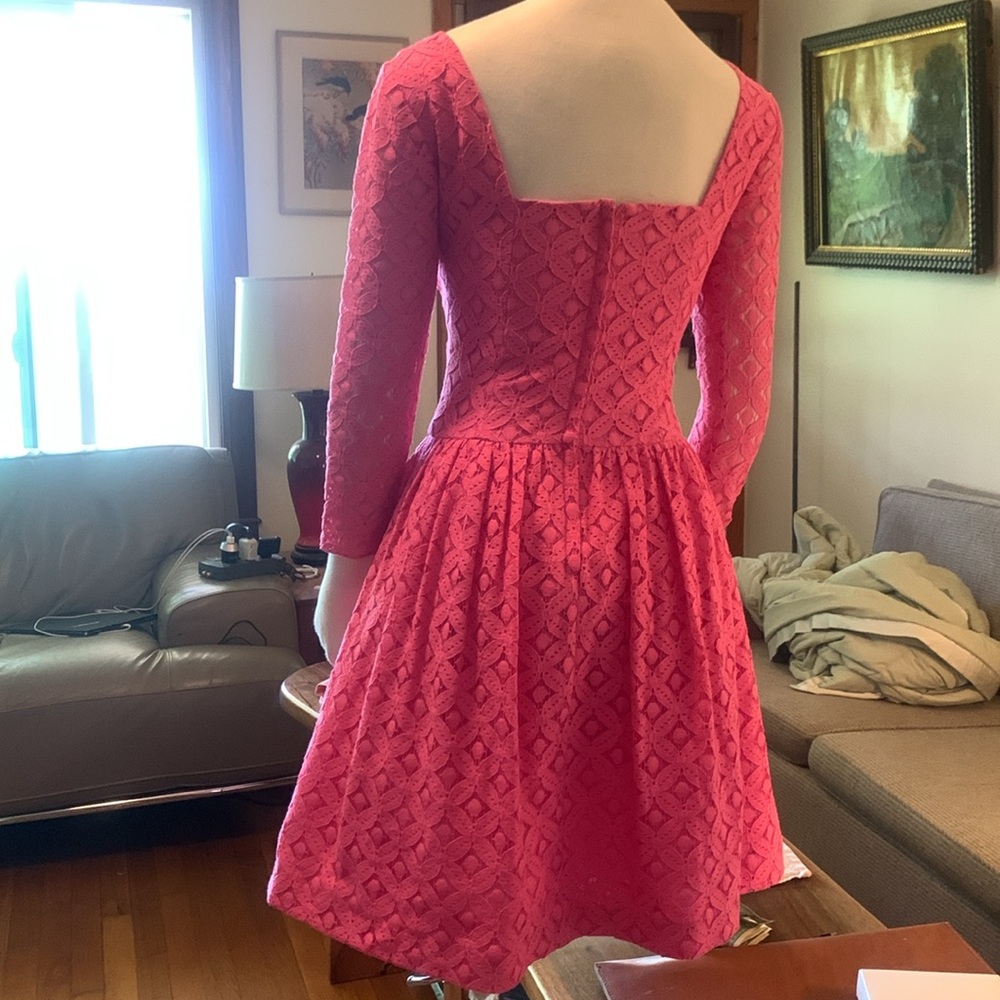 LILLY PULITZER FUCHSIA BARBIE PINK LACE DRESS - Picture 6 of 13